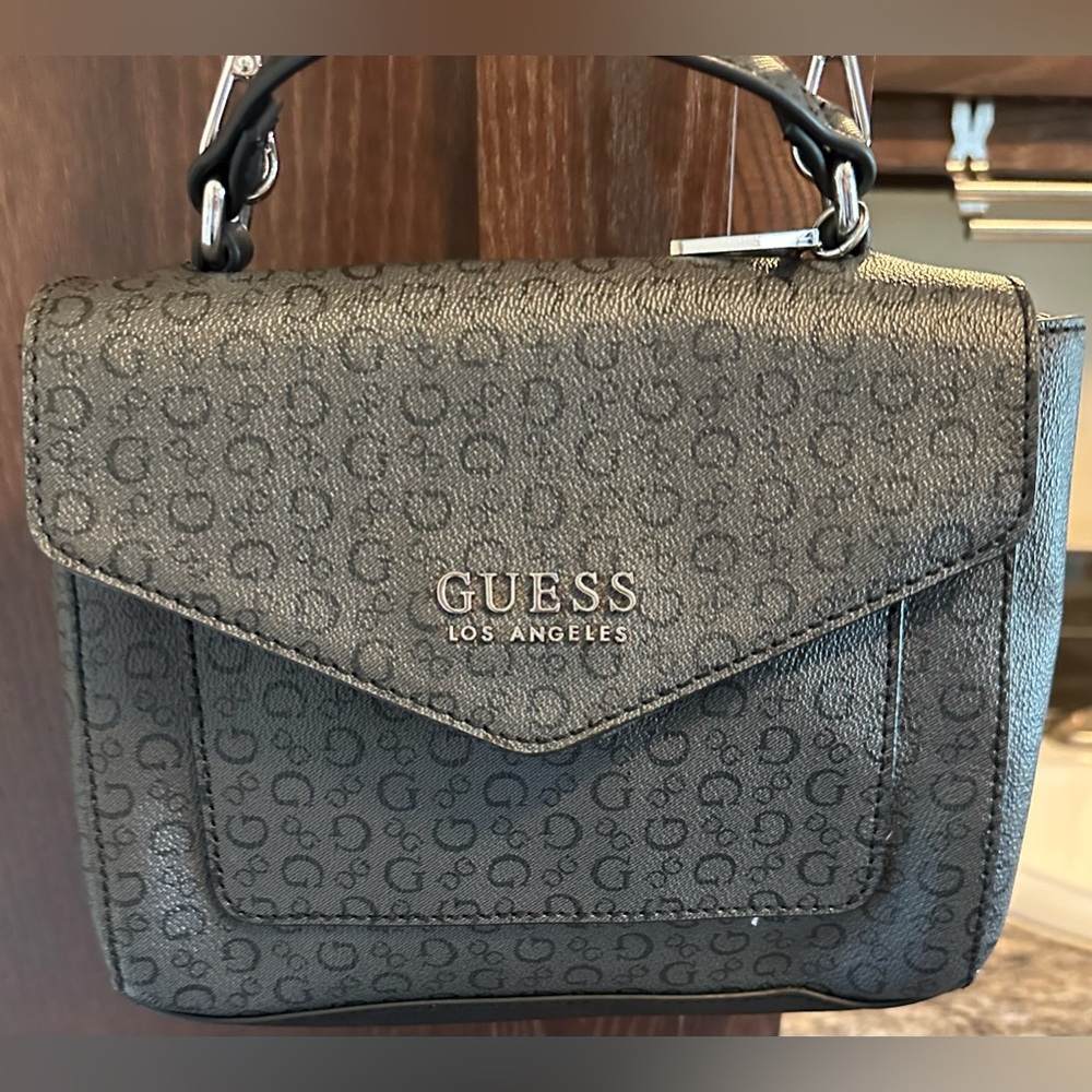 Women's Guess Purse